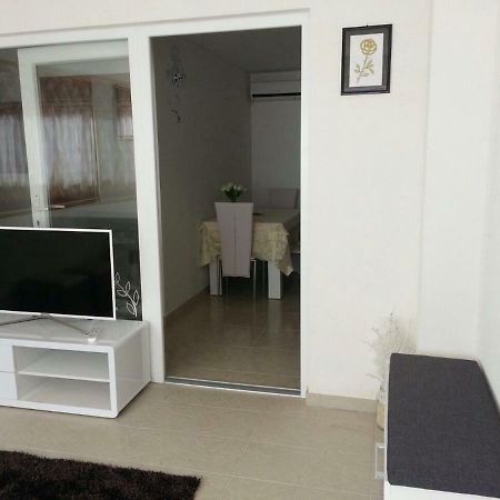 Kartini Apartment Nin Bagian luar foto