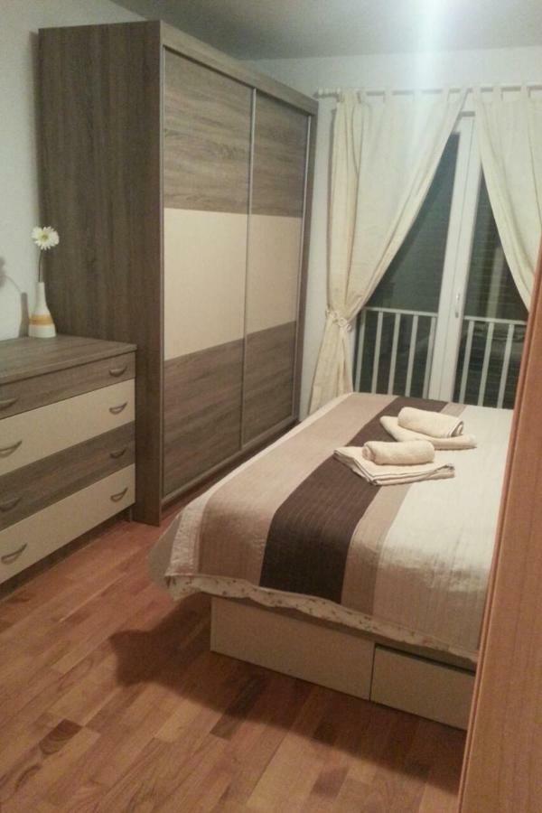 Kartini Apartment Nin Bagian luar foto