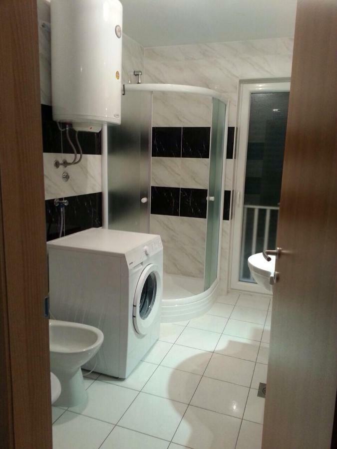 Kartini Apartment Nin Bagian luar foto