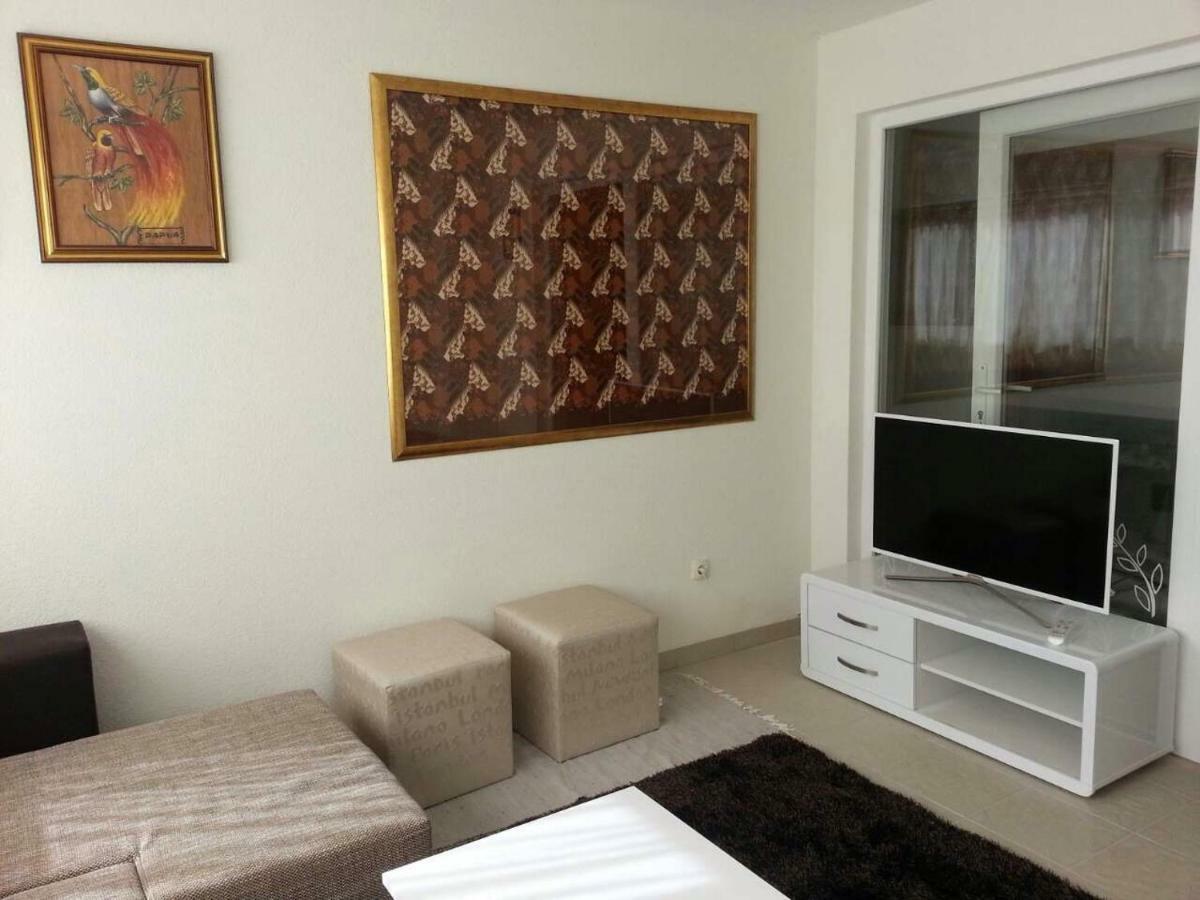 Kartini Apartment Nin Bagian luar foto