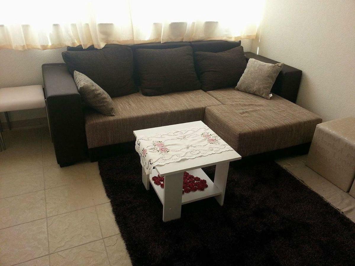 Kartini Apartment Nin Bagian luar foto