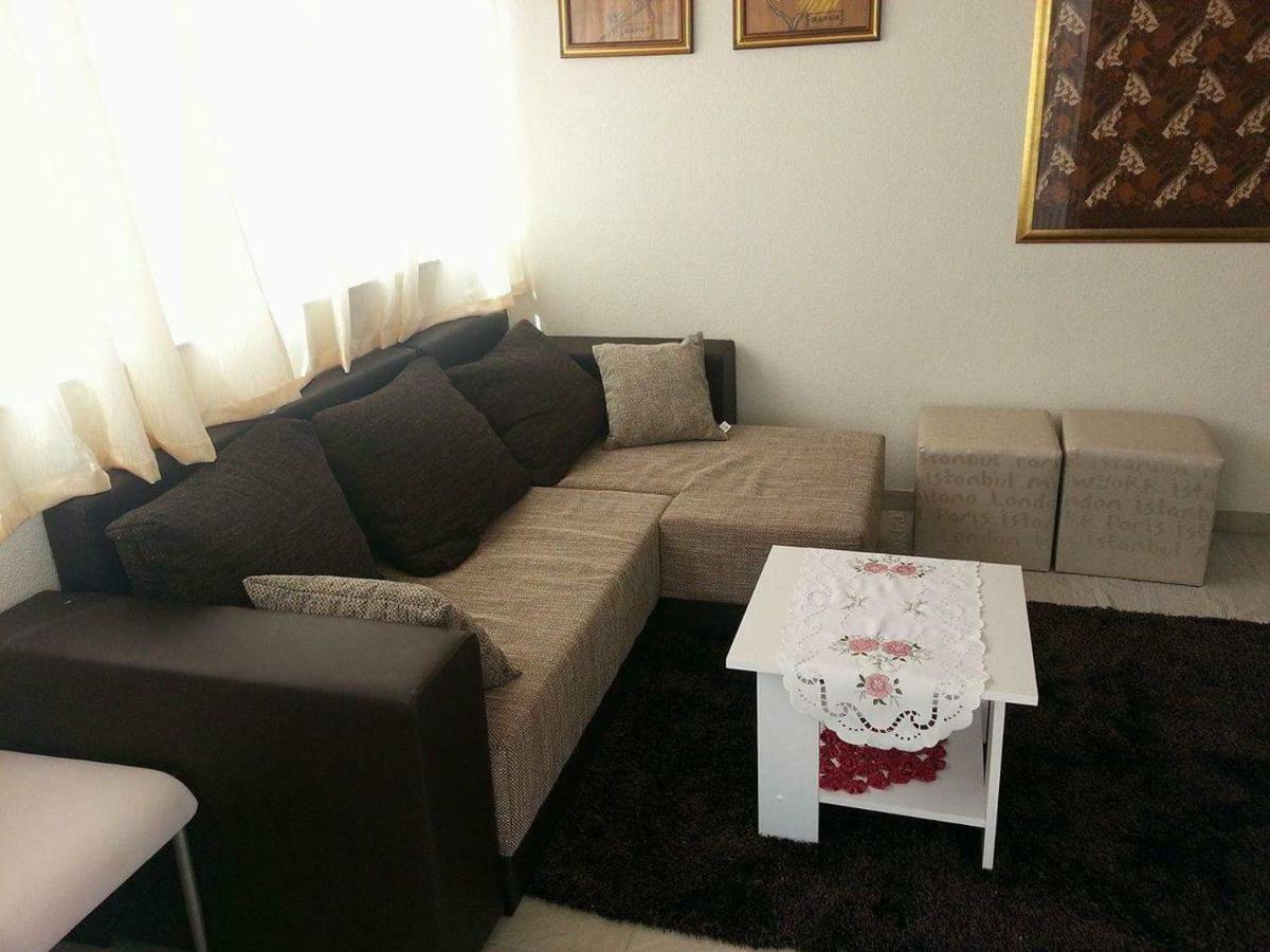 Kartini Apartment Nin Bagian luar foto